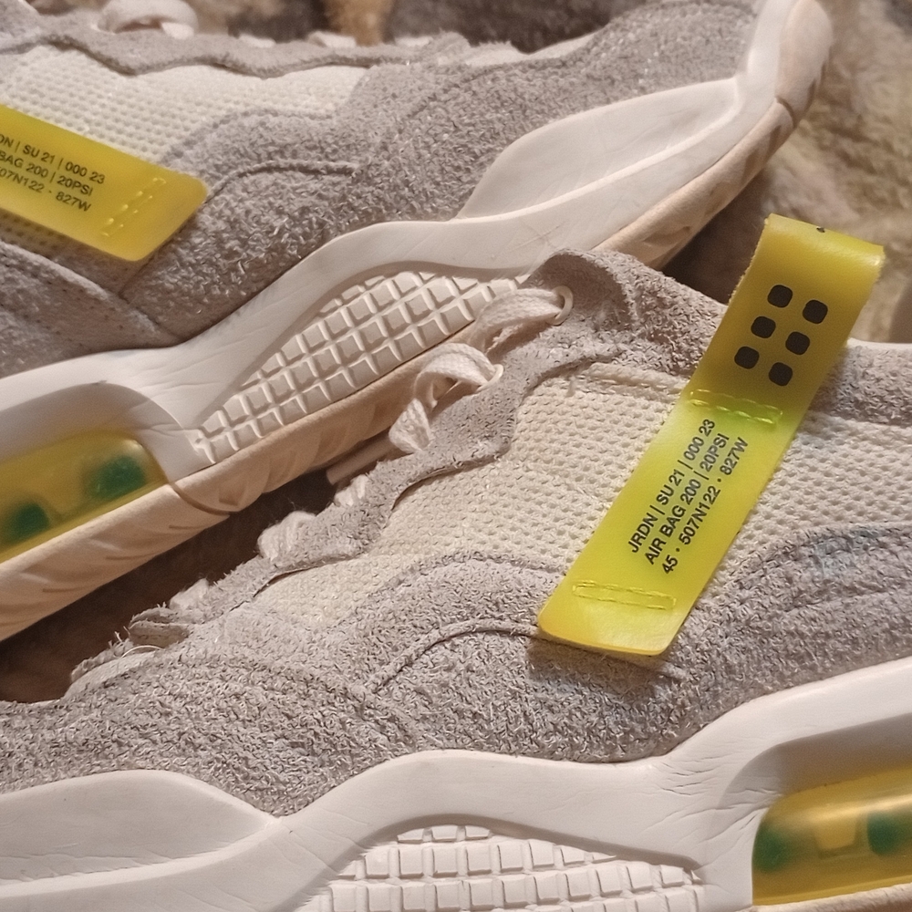 Nike MA2 Volts - Picture 13 of 13